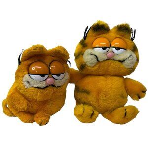 LOT of 2 Vintage 1981 Garfield the Cat Stuffed Animal Plush Toys Fun Farm Dakin